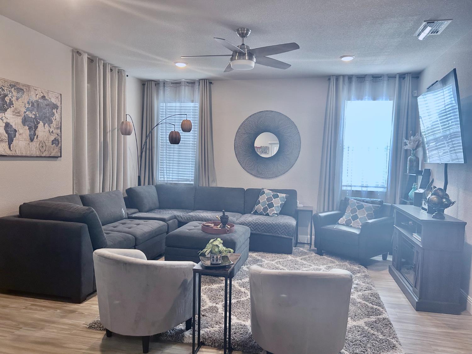 Detail Gallery Image 4 of 4 For 953 Posey St, Galt,  CA 95632 - 3 Beds | 2/1 Baths
