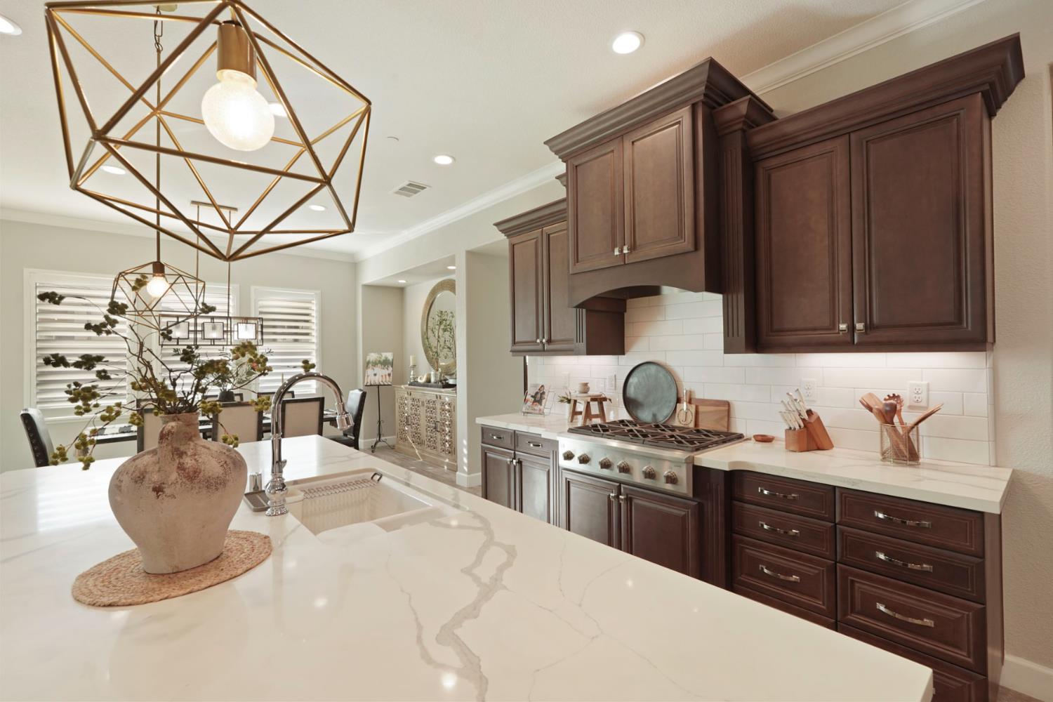 Detail Gallery Image 26 of 75 For 3021 Belmont Dr, Lodi,  CA 95242 - 5 Beds | 3/1 Baths