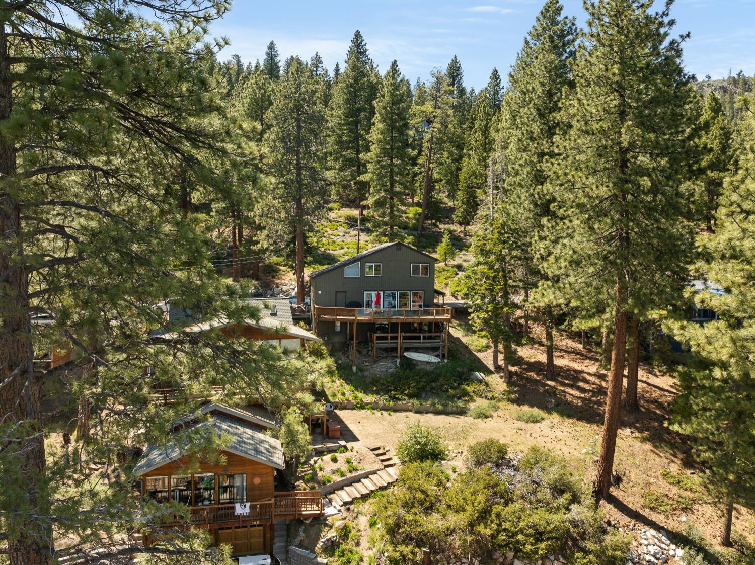 Detail Gallery Image 6 of 35 For Address Is Not Disclosed, Other City,  CA 89402 - 3 Beds | 3 Baths
