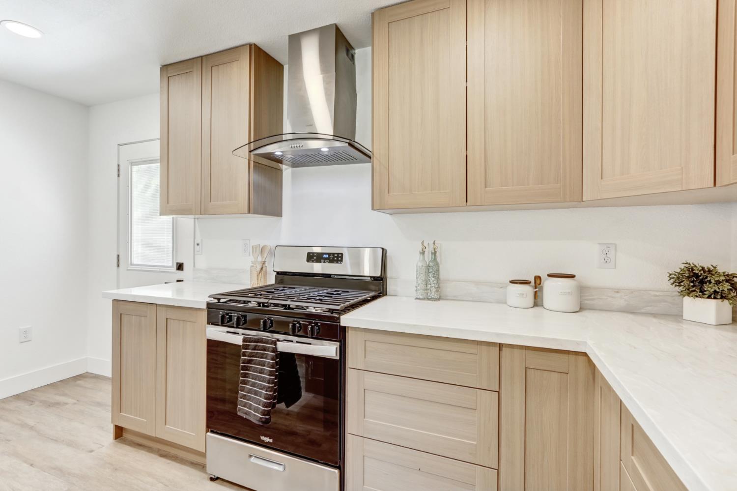 Detail Gallery Image 13 of 37 For 510 U St, Rio Linda,  CA 95673 - 3 Beds | 2 Baths