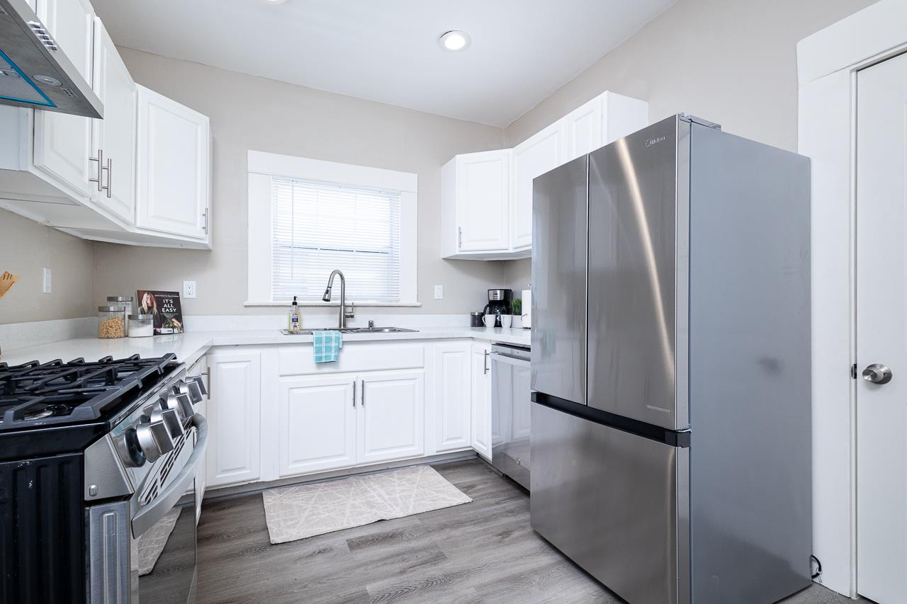 Detail Gallery Image 8 of 22 For 3018 42nd St, Sacramento,  CA 95817 - 2 Beds | 1/1 Baths