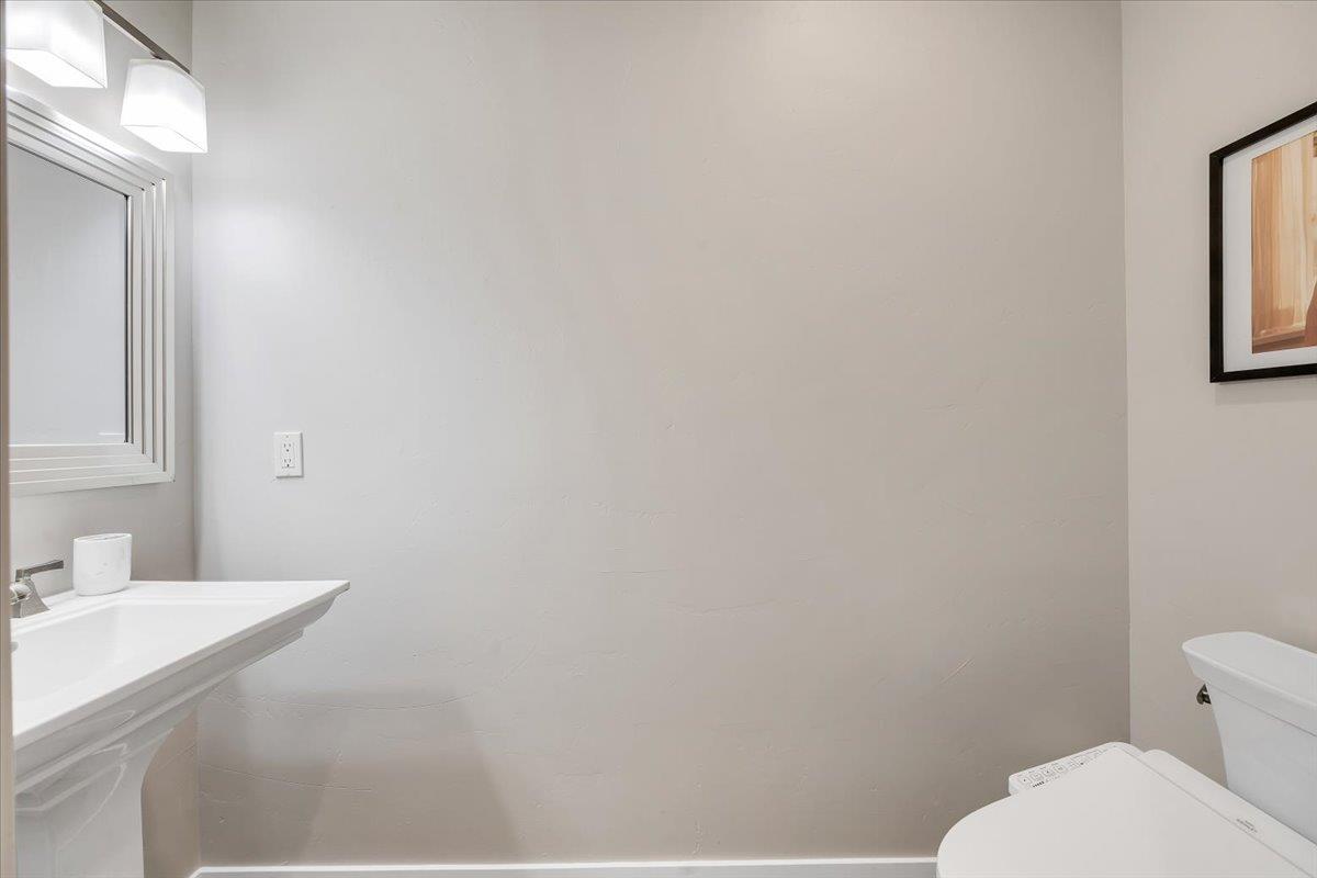 Detail Gallery Image 46 of 99 For 658 Bret Harte Dr #424,  Copperopolis,  CA 95228 - 4 Beds | 4/3 Baths