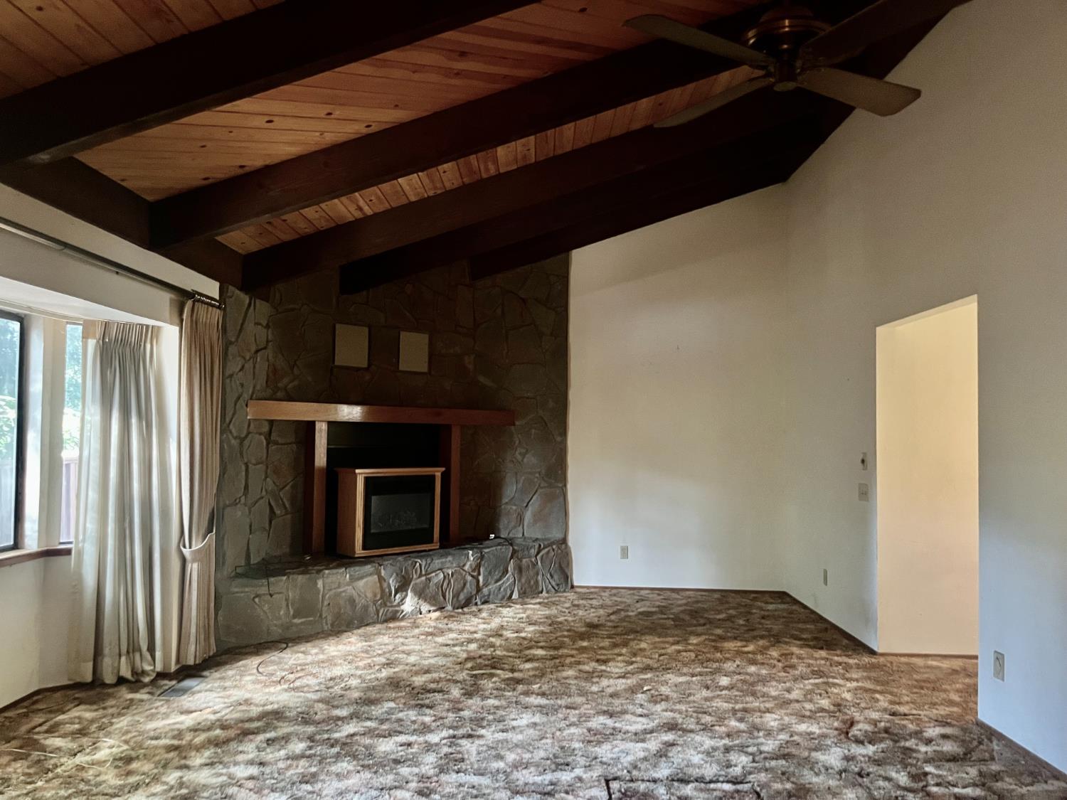 Detail Gallery Image 9 of 21 For 11777 Hanley Dr, Grass Valley,  CA 95949 - 3 Beds | 2/1 Baths