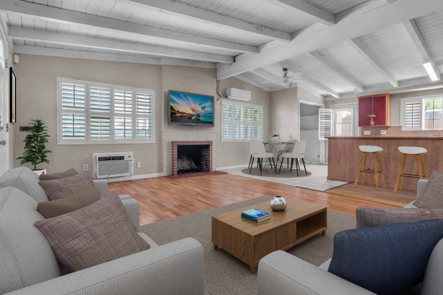 Detail Gallery Image 4 of 23 For 2373 Lever Blvd, Stockton,  CA 95206 - 3 Beds | 1 Baths