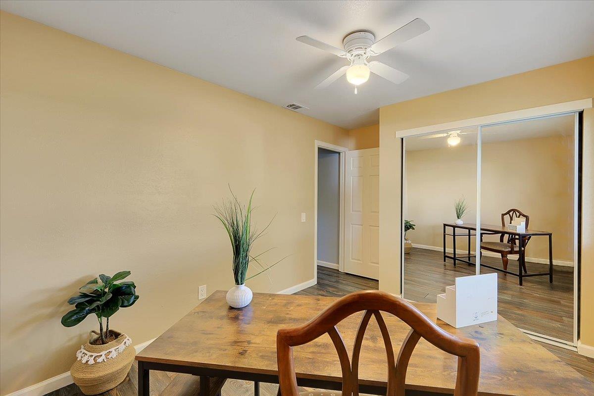 Detail Gallery Image 17 of 43 For 8977 Brydon Way, Sacramento,  CA 95826 - 4 Beds | 2 Baths