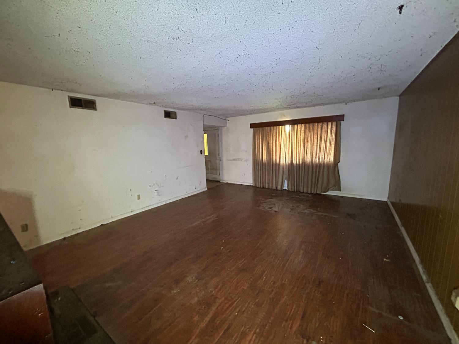 Detail Gallery Image 10 of 14 For 4229 Austin St, Sacramento,  CA 95838 - 2 Beds | 2 Baths