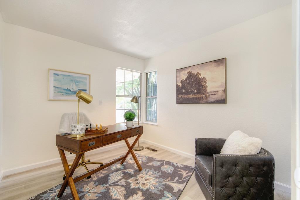 Detail Gallery Image 27 of 37 For 14 Fernwood Ct, Pittsburg,  CA 94565 - 4 Beds | 2/1 Baths