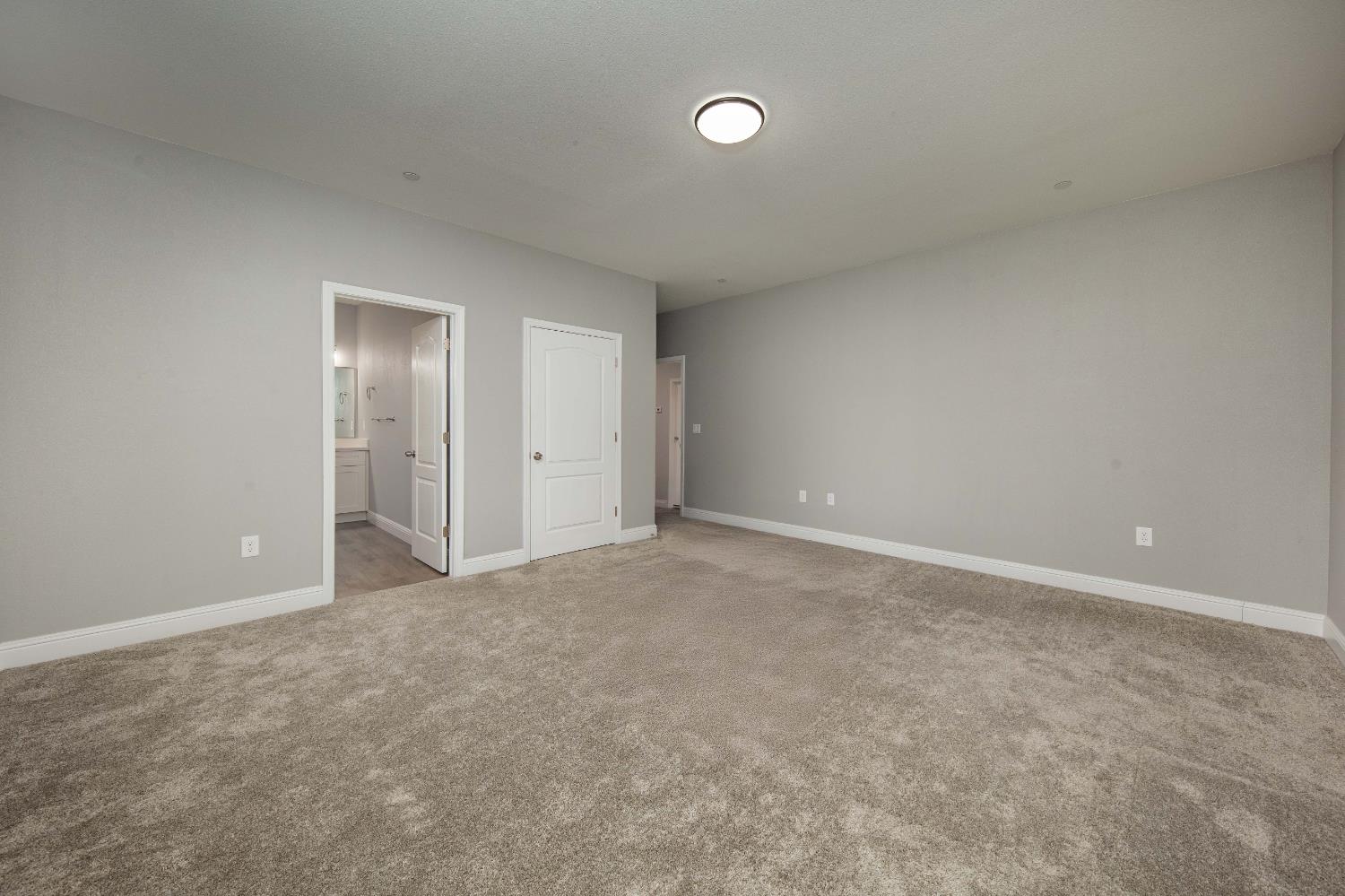 Detail Gallery Image 31 of 54 For 745 W Harding Way, Stockton,  CA 95204 - 5 Beds | 3 Baths