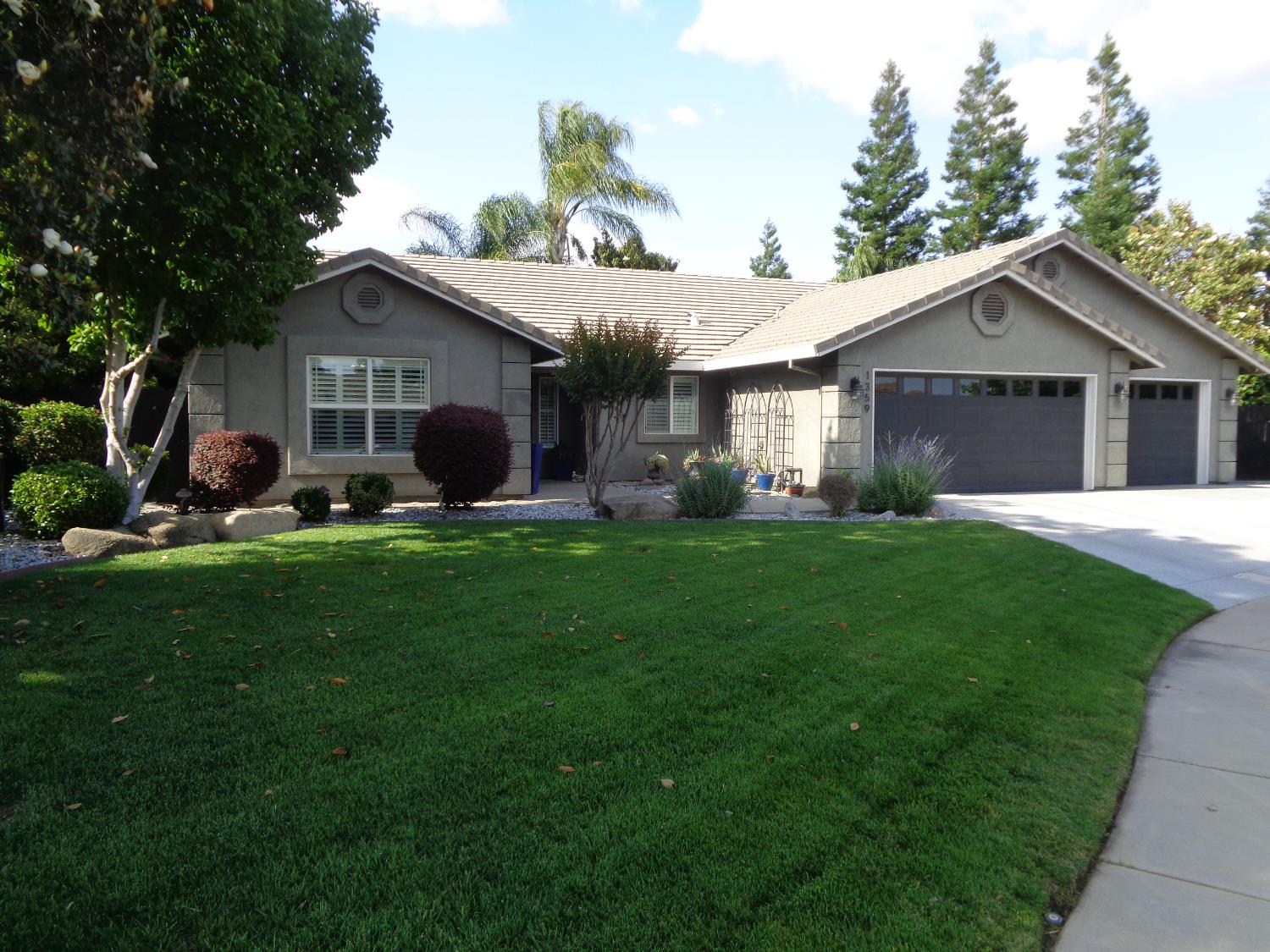 Detail Gallery Image 3 of 91 For 1359 Moraine Dome Ct, Merced,  CA 95340 - 4 Beds | 3 Baths