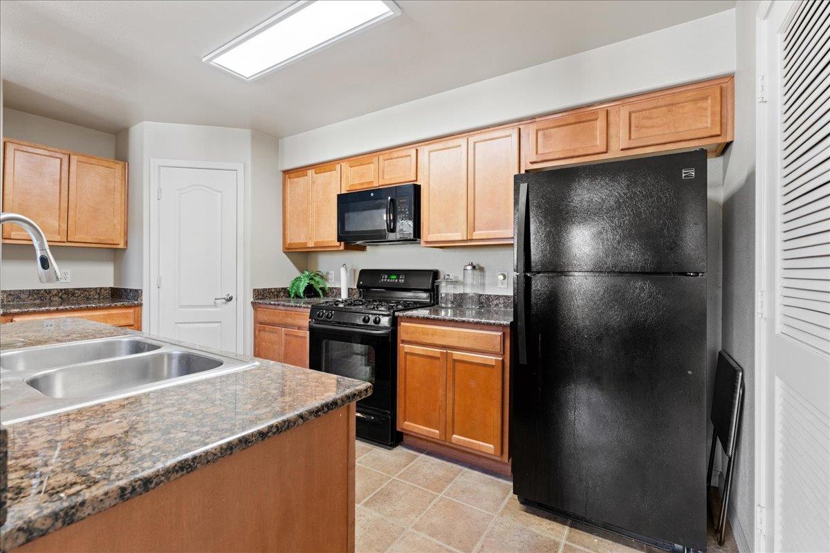 Photo #14: 225066989 Listing: Photo #14