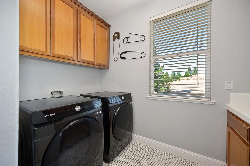 Detail Gallery Image 29 of 57 For 1013 Sandwick Way, Folsom,  CA 95630 - 4 Beds | 4 Baths