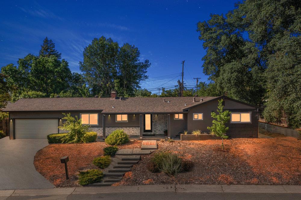 Detail Gallery Image 2 of 47 For 4117 Horgan Way, Sacramento,  CA 95821 - 3 Beds | 2 Baths
