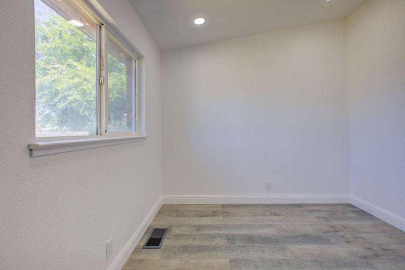 Detail Gallery Image 20 of 32 For 3212 Triplett St, Modesto,  CA 95355 - 3 Beds | 2 Baths