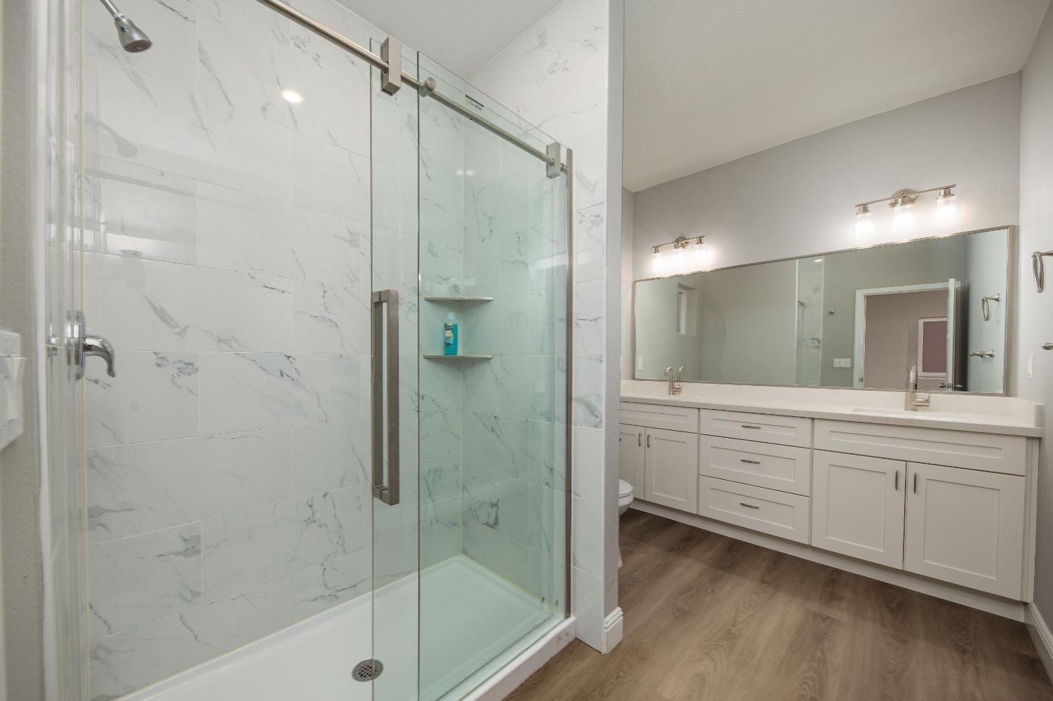Detail Gallery Image 32 of 54 For 745 W Harding Way, Stockton,  CA 95204 - 5 Beds | 3 Baths