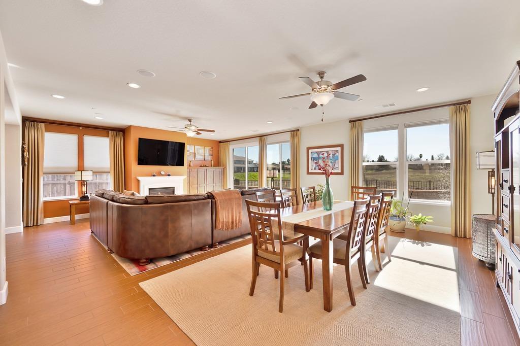 Detail Gallery Image 20 of 48 For 3635 Arden Villa Pl, Roseville,  CA 95747 - 4 Beds | 2/1 Baths