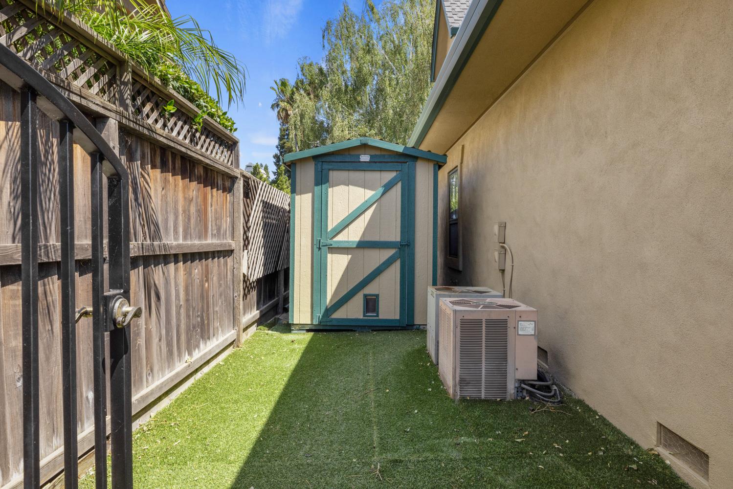 Detail Gallery Image 69 of 81 For 2410 Brittany Ct, Lodi,  CA 95242 - 4 Beds | 4/1 Baths