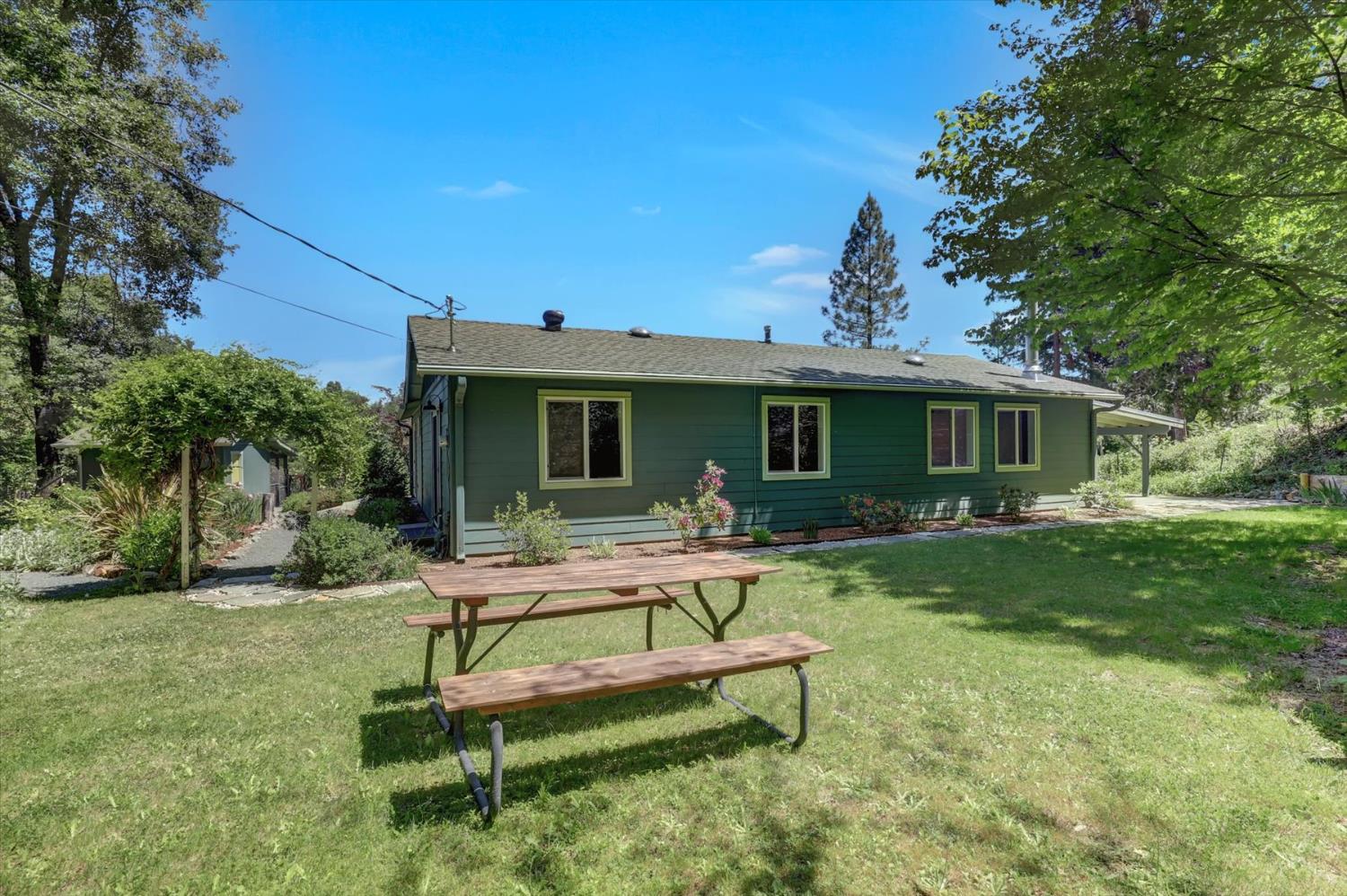 Detail Gallery Image 41 of 69 For 10808 Footwall Dr, Grass Valley,  CA 95945 - 2 Beds | 2/1 Baths