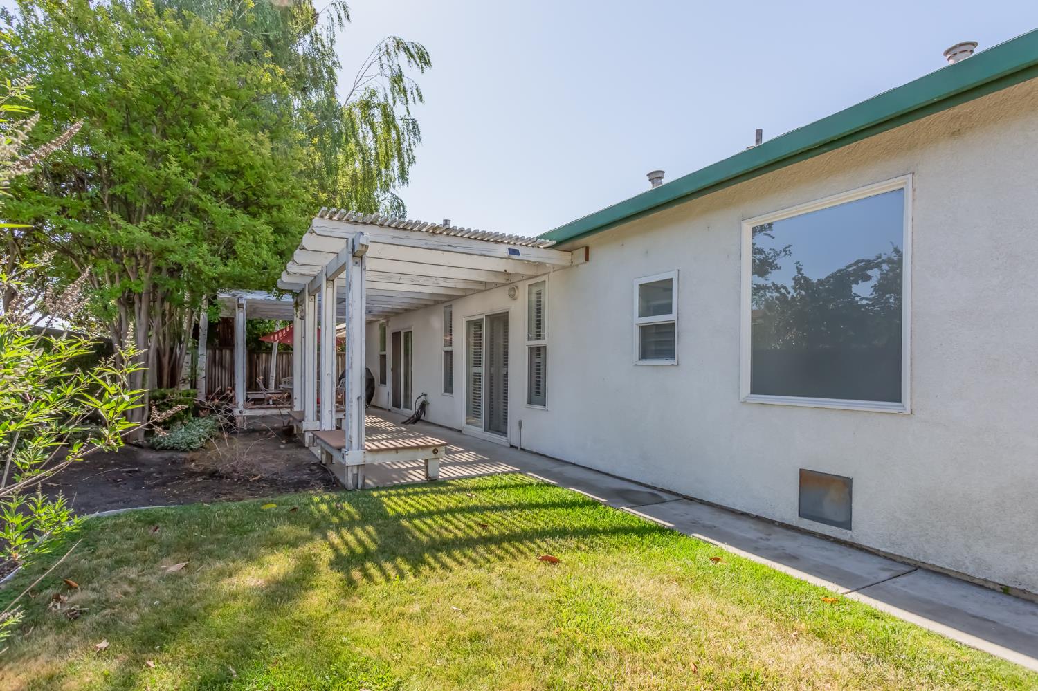 Detail Gallery Image 41 of 44 For 3543 Oak Shores Dr, Stockton,  CA 95209 - 3 Beds | 2 Baths