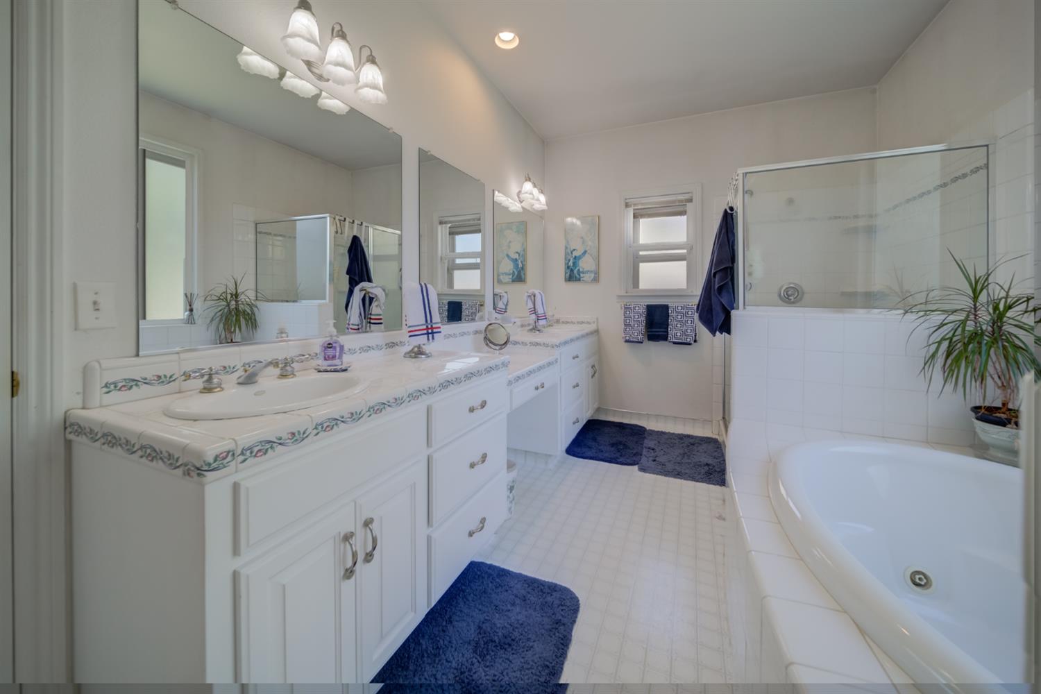 Detail Gallery Image 31 of 44 For 3543 Oak Shores Dr, Stockton,  CA 95209 - 3 Beds | 2 Baths