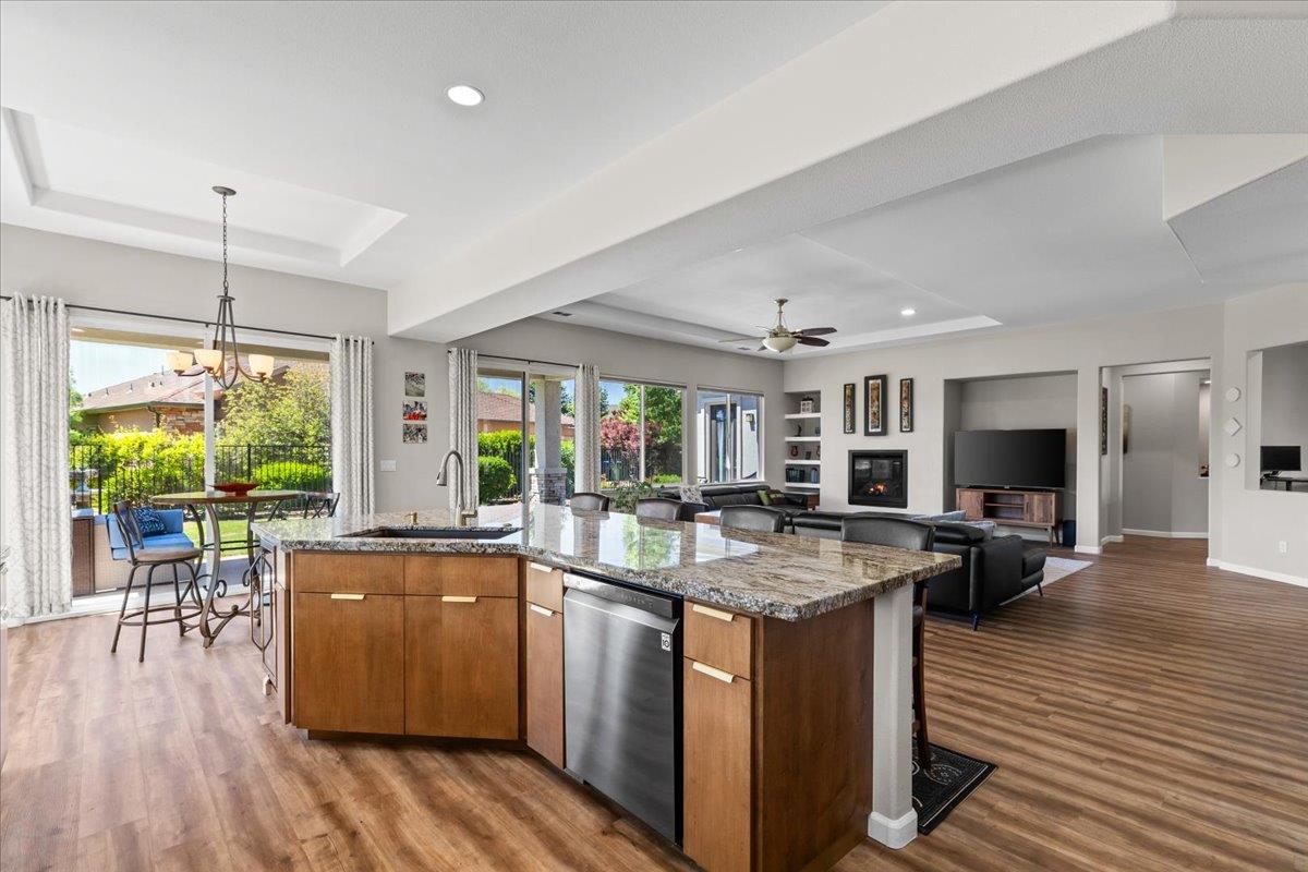 Detail Gallery Image 30 of 91 For 187 Quail Meadow Ln, Copperopolis,  CA 95228 - 2 Beds | 2 Baths