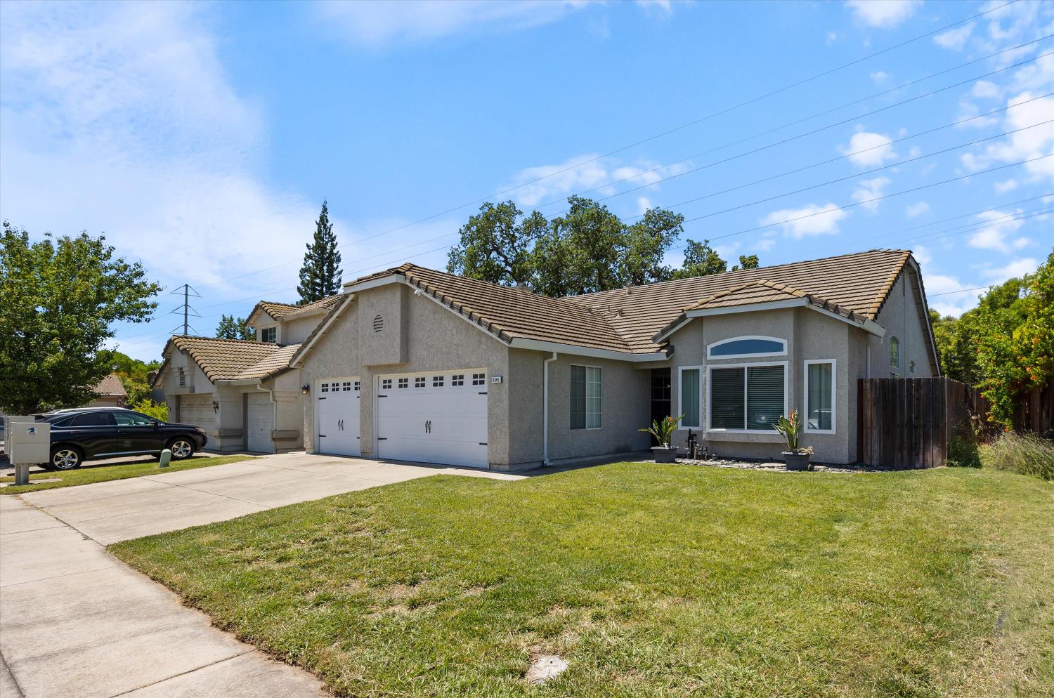 Detail Gallery Image 3 of 31 For 8345 Clear Corrie Ct, Antelope,  CA 95843 - 4 Beds | 2 Baths