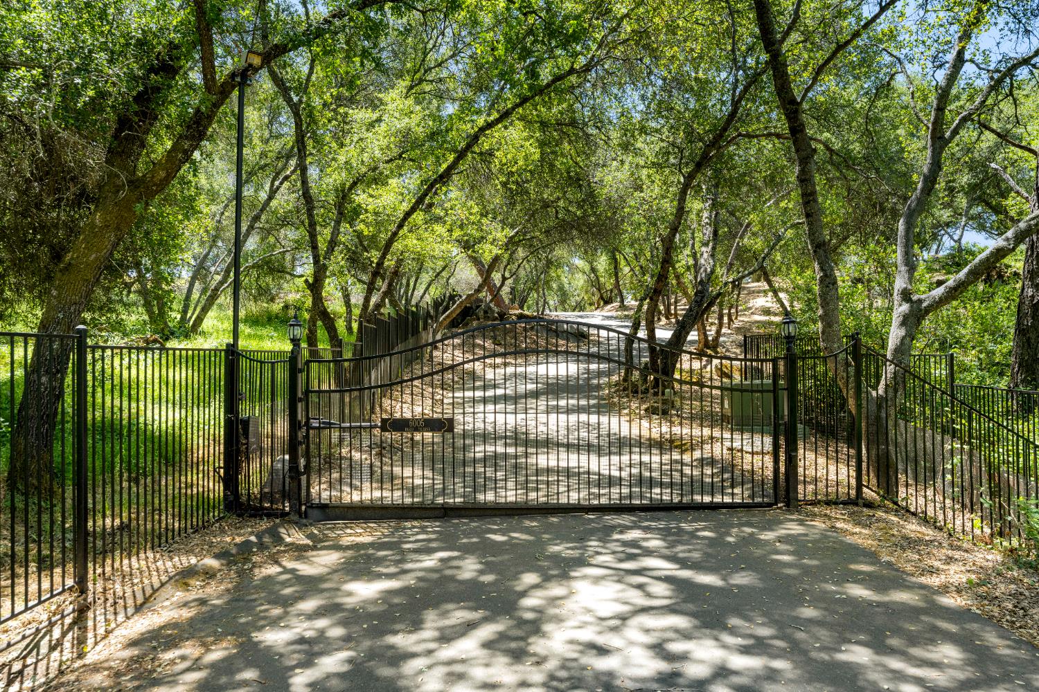 Detail Gallery Image 2 of 99 For 6005 Paseo Villena, Granite Bay,  CA 95746 - 3 Beds | 3/2 Baths