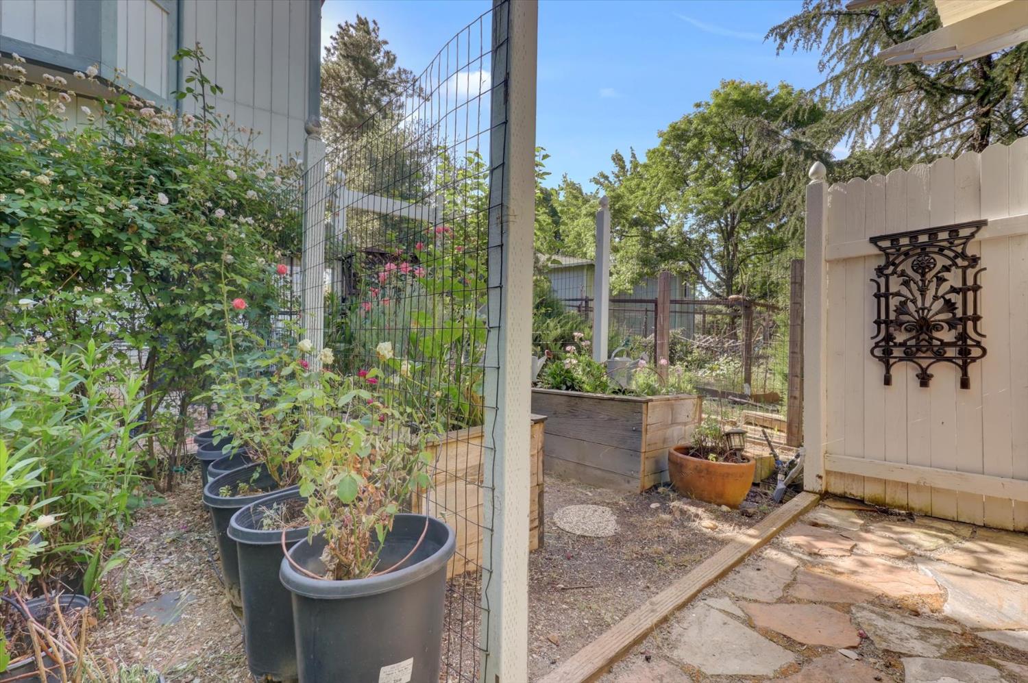 Detail Gallery Image 74 of 98 For 23158 Lone Pine Dr, Auburn,  CA 95602 - 4 Beds | 4 Baths