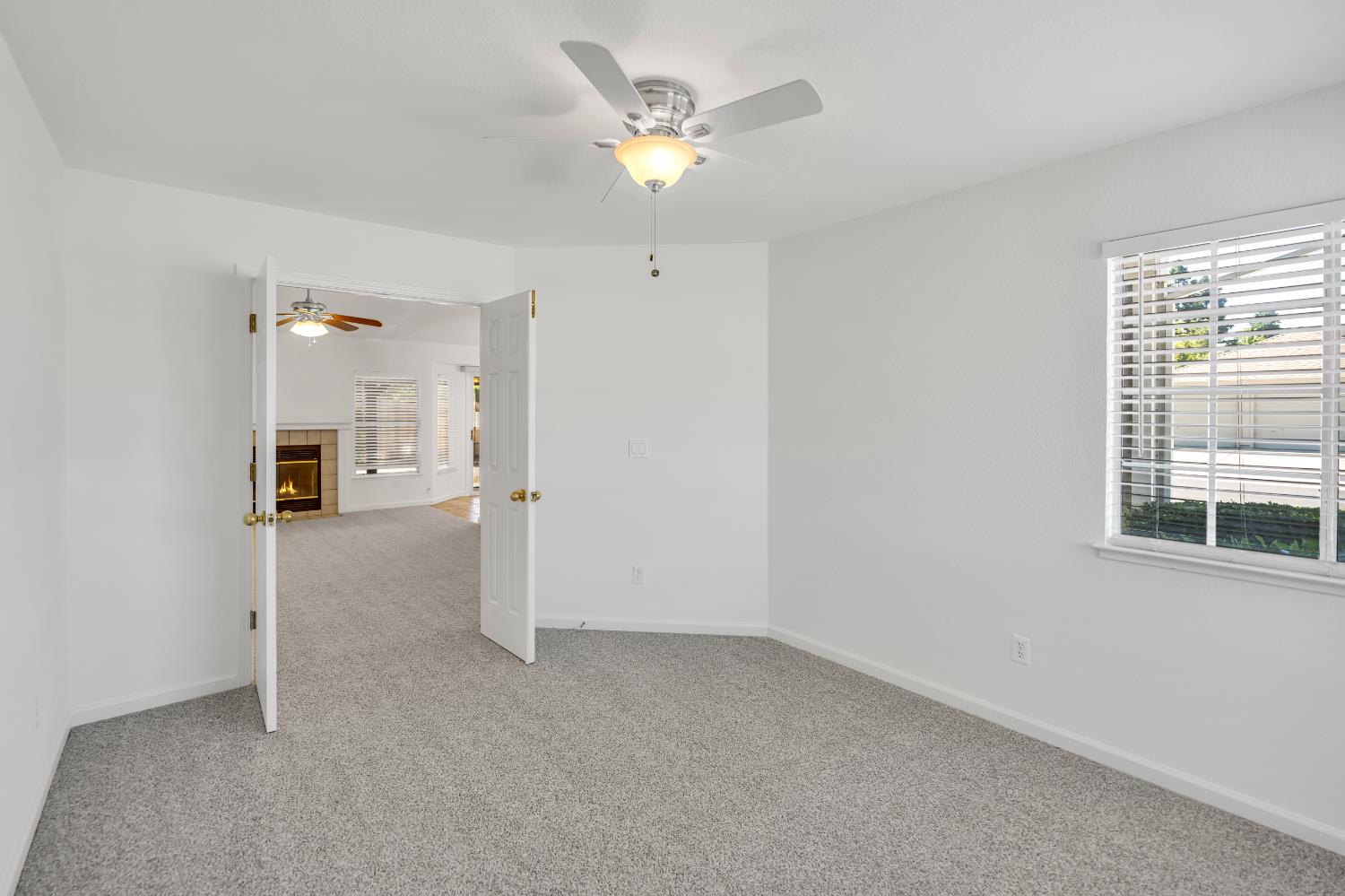 Detail Gallery Image 16 of 35 For 8825 Kepler Ct., Elk Grove,  CA 95758 - 2 Beds | 2 Baths