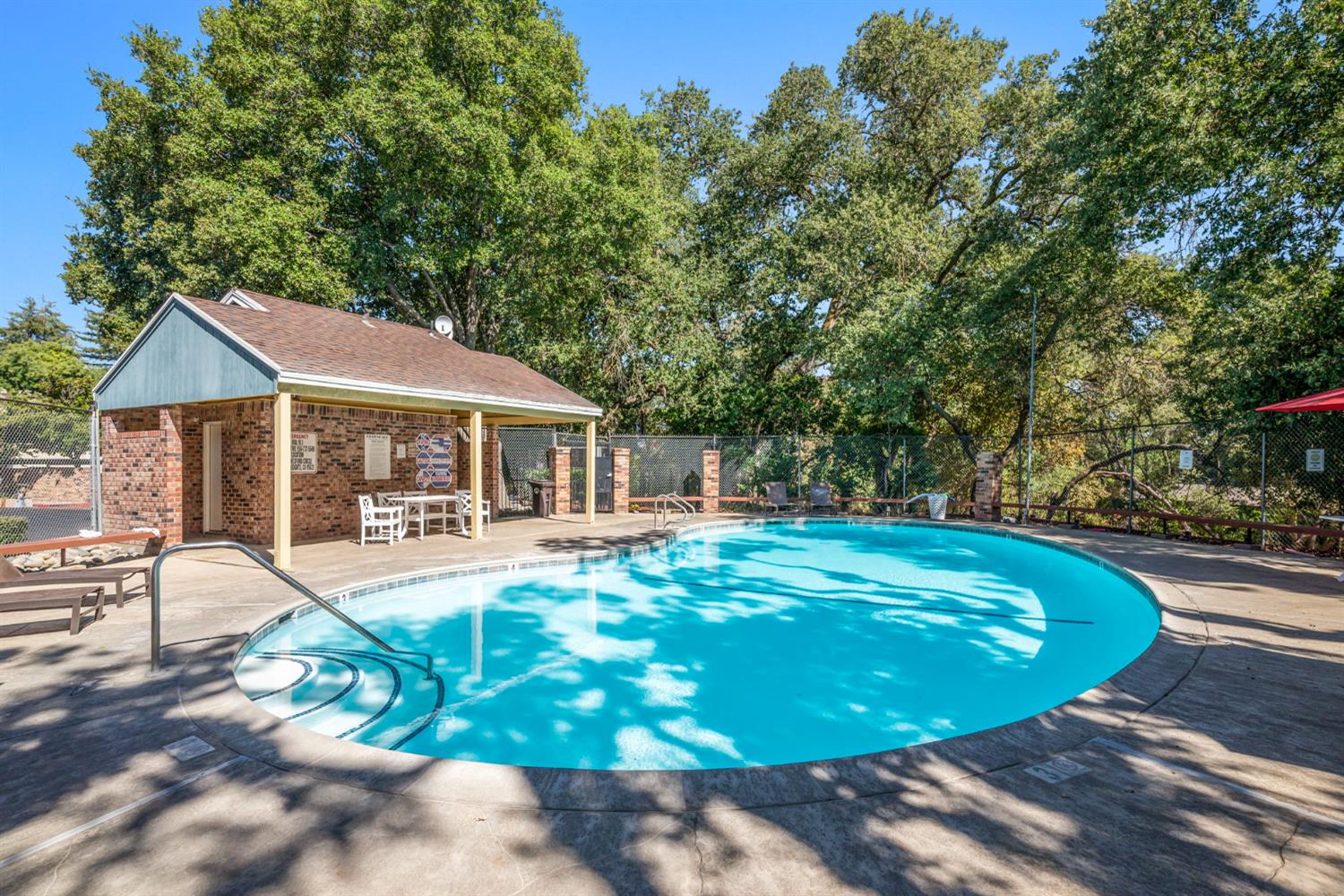 Photo #33: 225065522 Listing: Photo #33