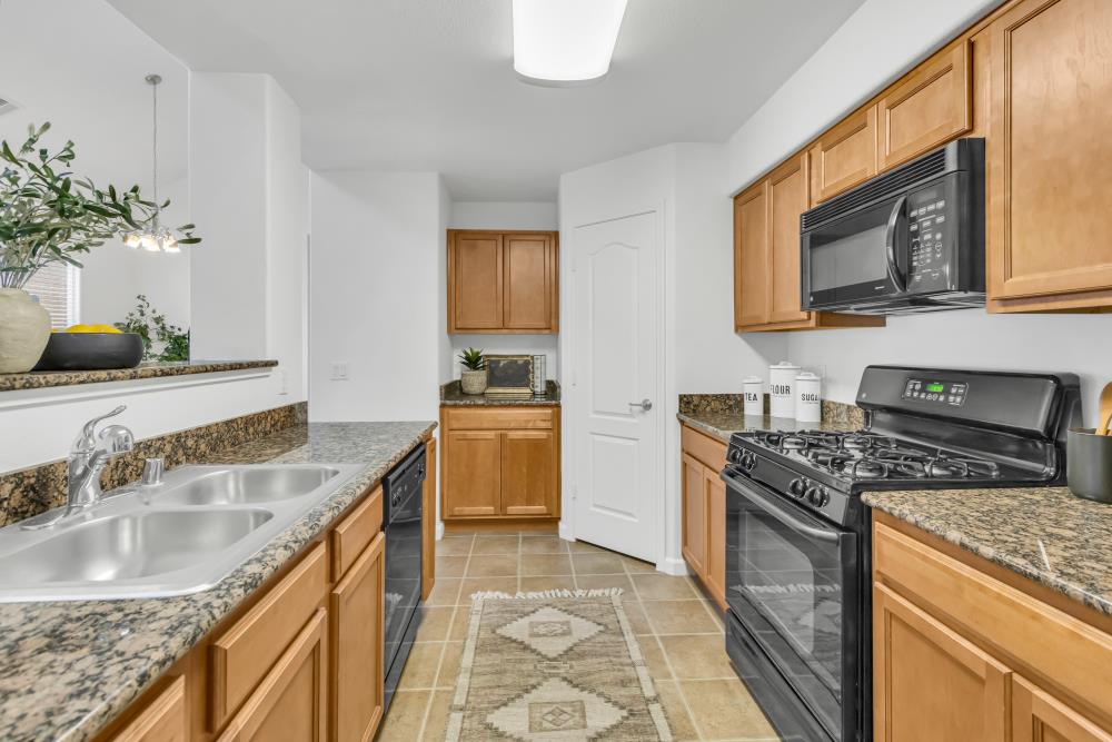 Detail Gallery Image 14 of 32 For 1259 Milano Dr #2,  West Sacramento,  CA 95691 - 1 Beds | 1 Baths
