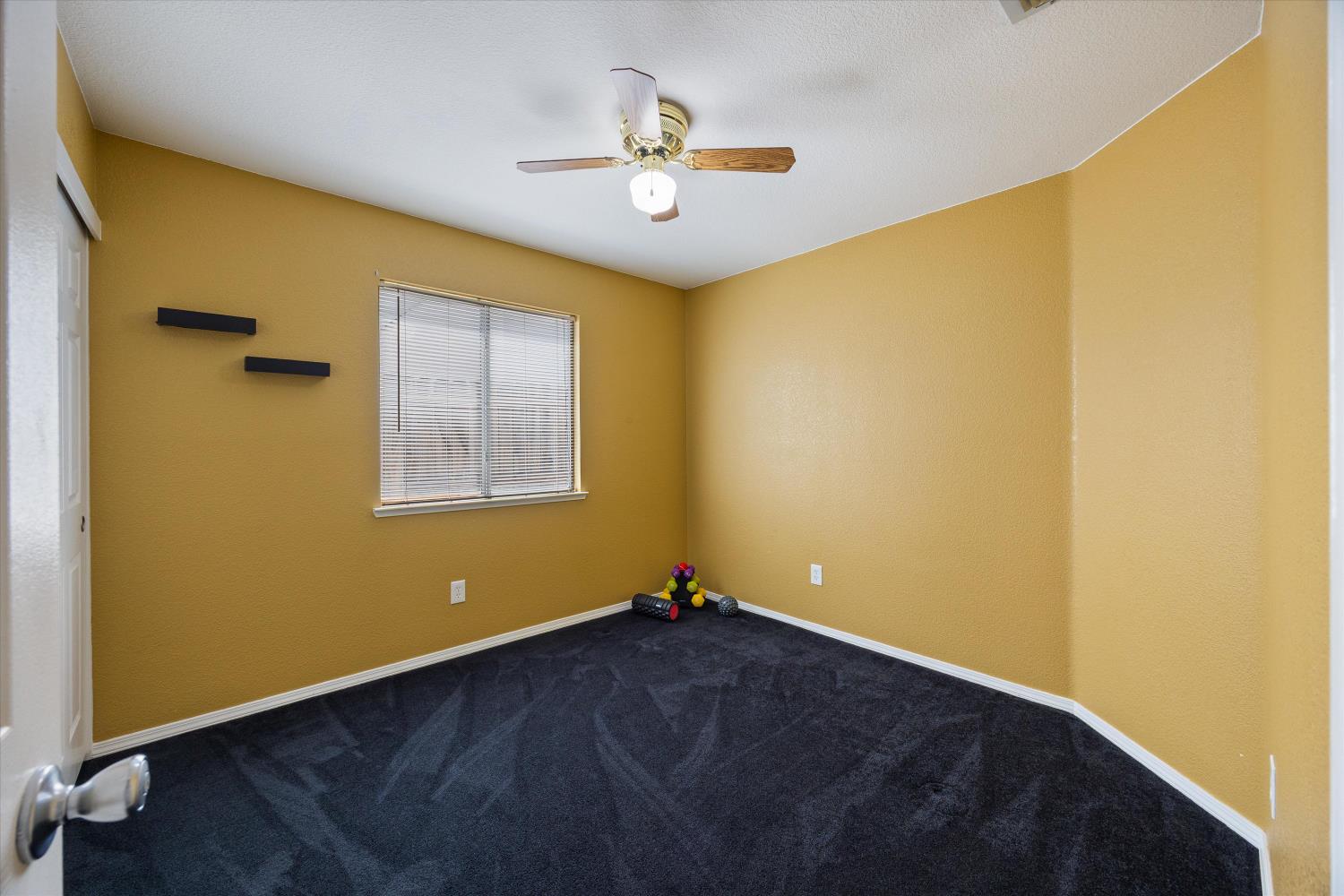 Detail Gallery Image 18 of 31 For 8345 Clear Corrie Ct, Antelope,  CA 95843 - 4 Beds | 2 Baths