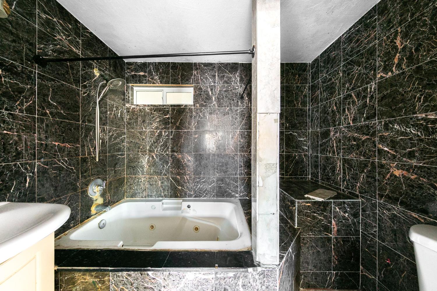 Detail Gallery Image 34 of 48 For 8691 E Stockton Blvd, Elk Grove,  CA 95624 - 3 Beds | 2 Baths