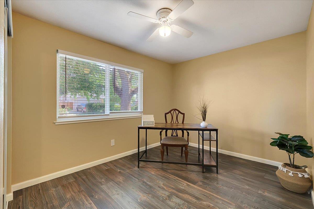 Detail Gallery Image 16 of 43 For 8977 Brydon Way, Sacramento,  CA 95826 - 4 Beds | 2 Baths