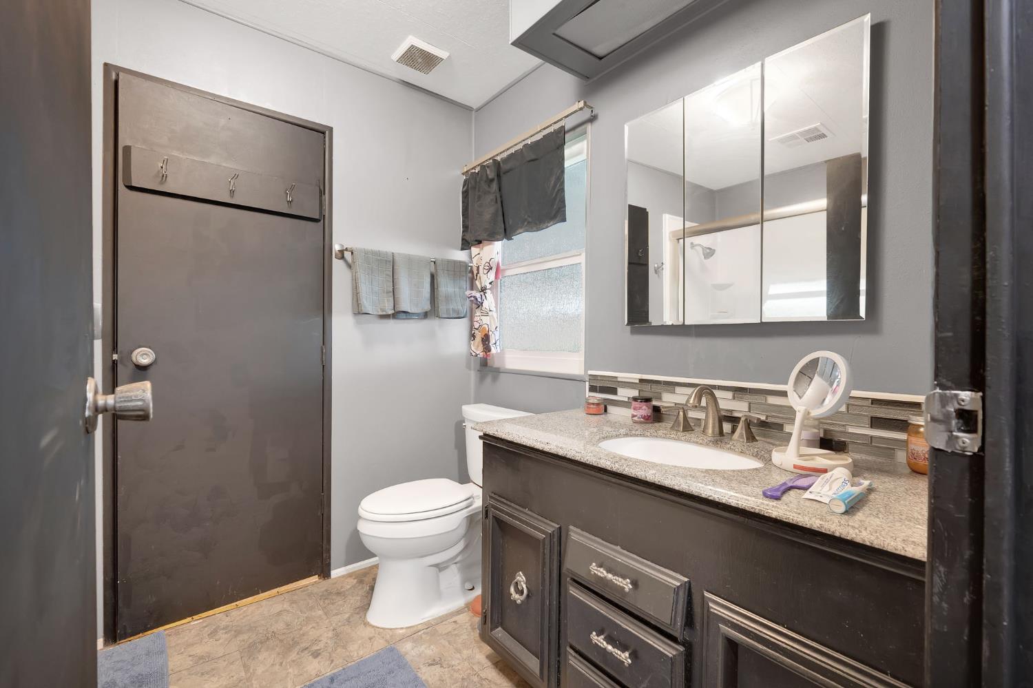 Detail Gallery Image 18 of 23 For 4137 Oakmont St, Rocklin,  CA 95677 - 2 Beds | 2 Baths