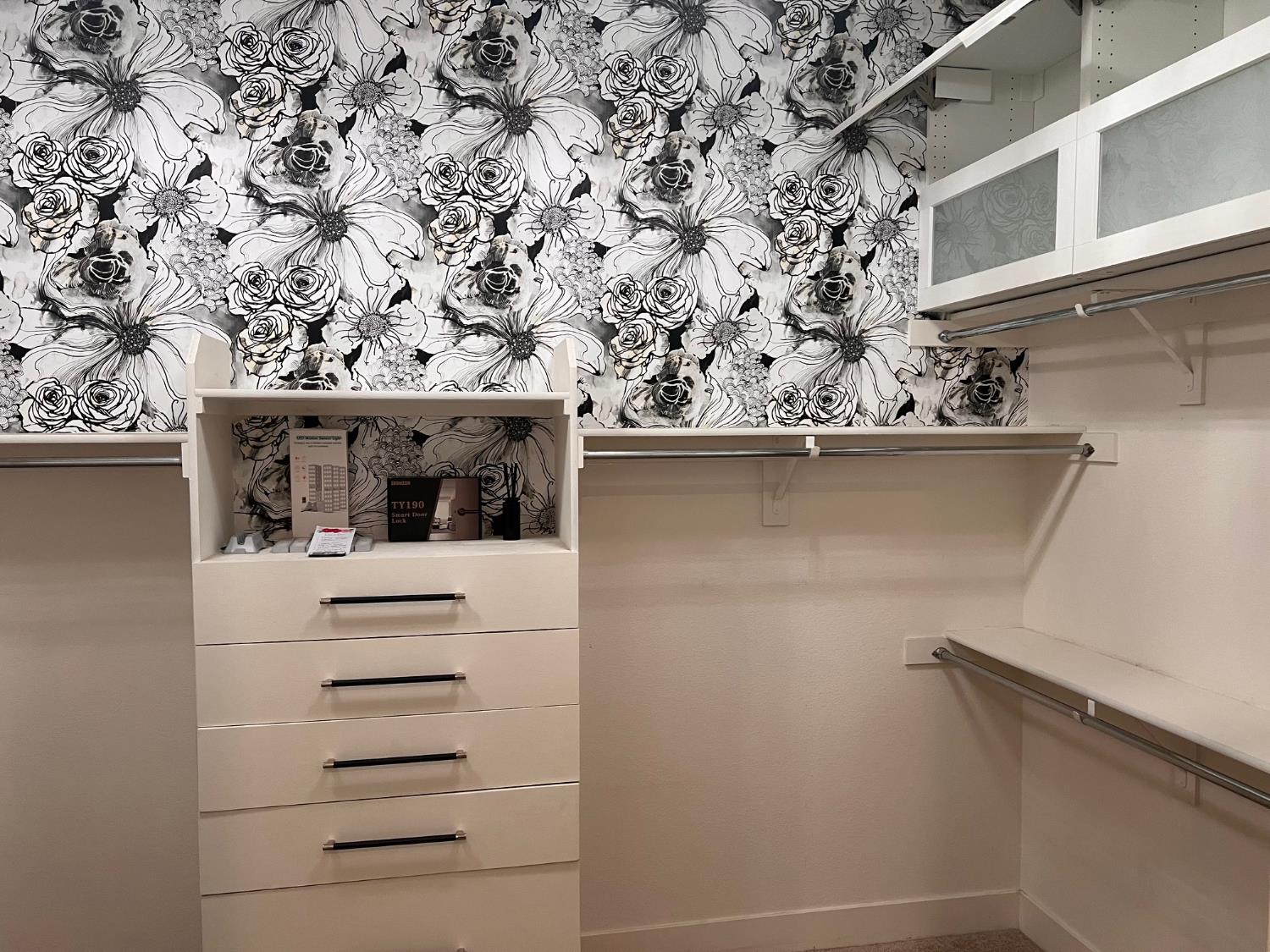 Detail Gallery Image 13 of 19 For 6281 Element Ln, Roseville,  CA 95747 - 3 Beds | 3/1 Baths