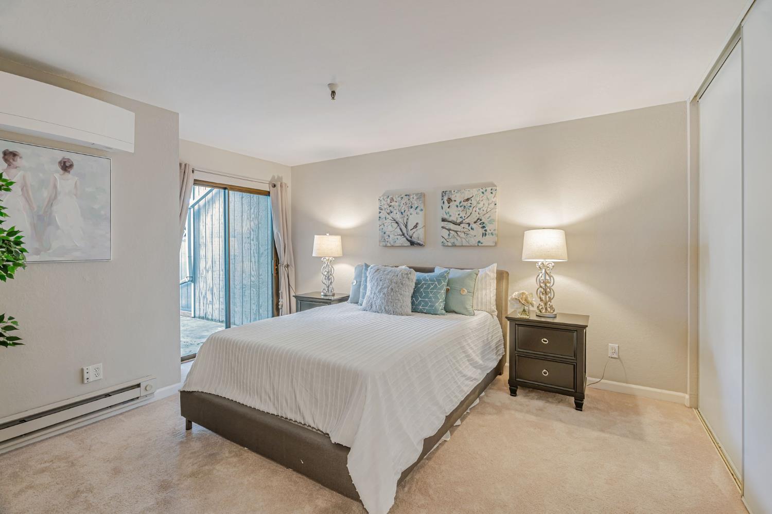 Detail Gallery Image 18 of 44 For 725 Mariposa Ave #102,  Mountain View,  CA 94041 - 2 Beds | 2 Baths