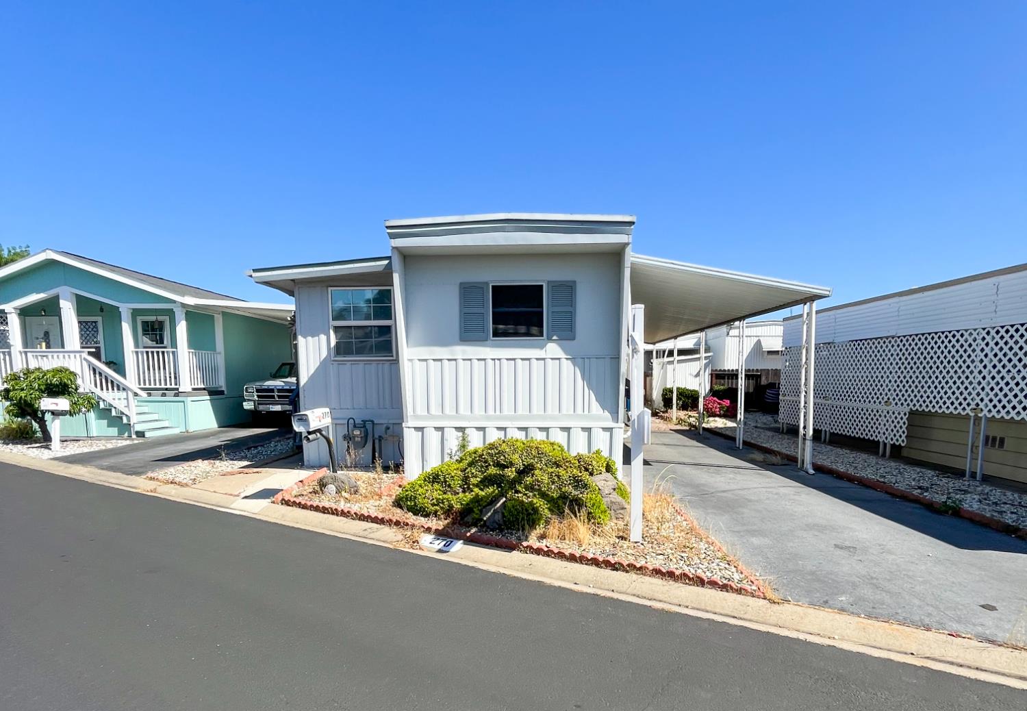 Detail Gallery Image 1 of 16 For 270 Heritage Glen, Rancho Cordova,  CA 95670 - 2 Beds | 1 Baths