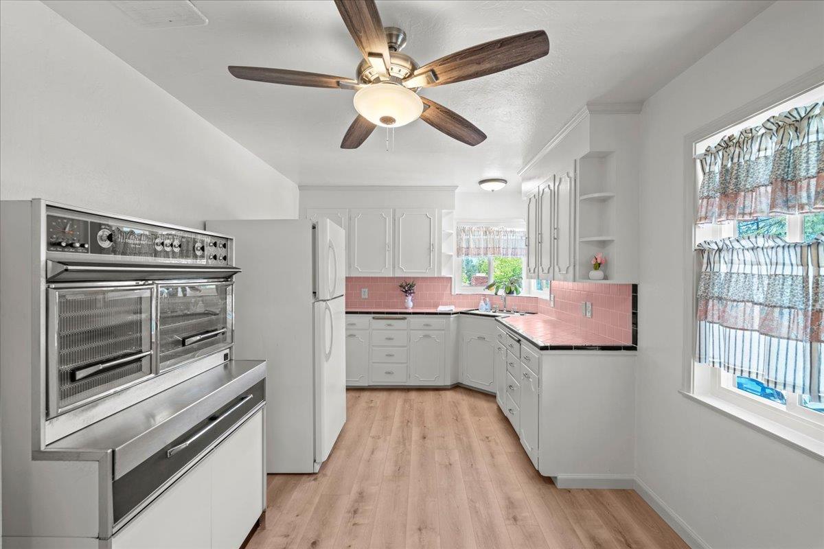 Detail Gallery Image 11 of 31 For 112 College Way, Auburn,  CA 95603 - 2 Beds | 1 Baths
