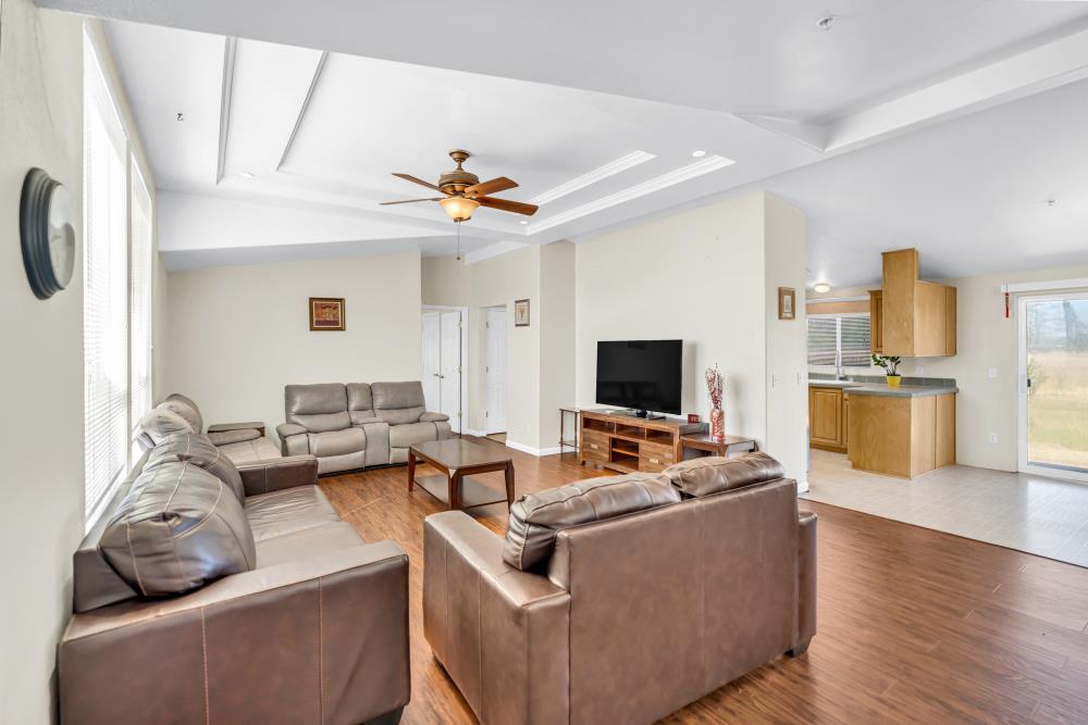 Detail Gallery Image 5 of 41 For 12795 Hobday Rd, Wilton,  CA 95693 - 2 Beds | 2 Baths