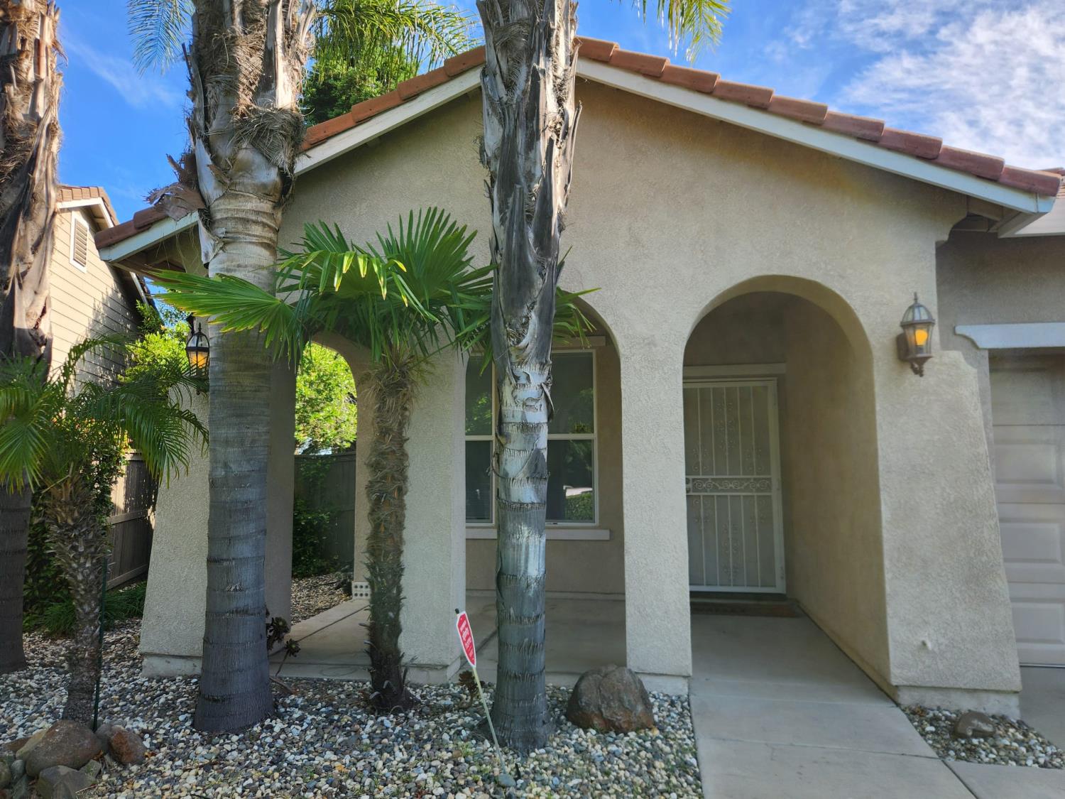 Detail Gallery Image 3 of 46 For 431 Pelican Bay Cir, Sacramento,  CA 95835 - 2 Beds | 2 Baths