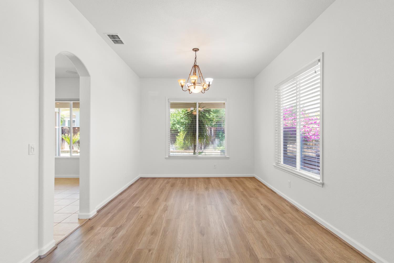 Detail Gallery Image 14 of 45 For 3110 Castle Rock Loop, Discovery Bay,  CA 94505 - 3 Beds | 3 Baths