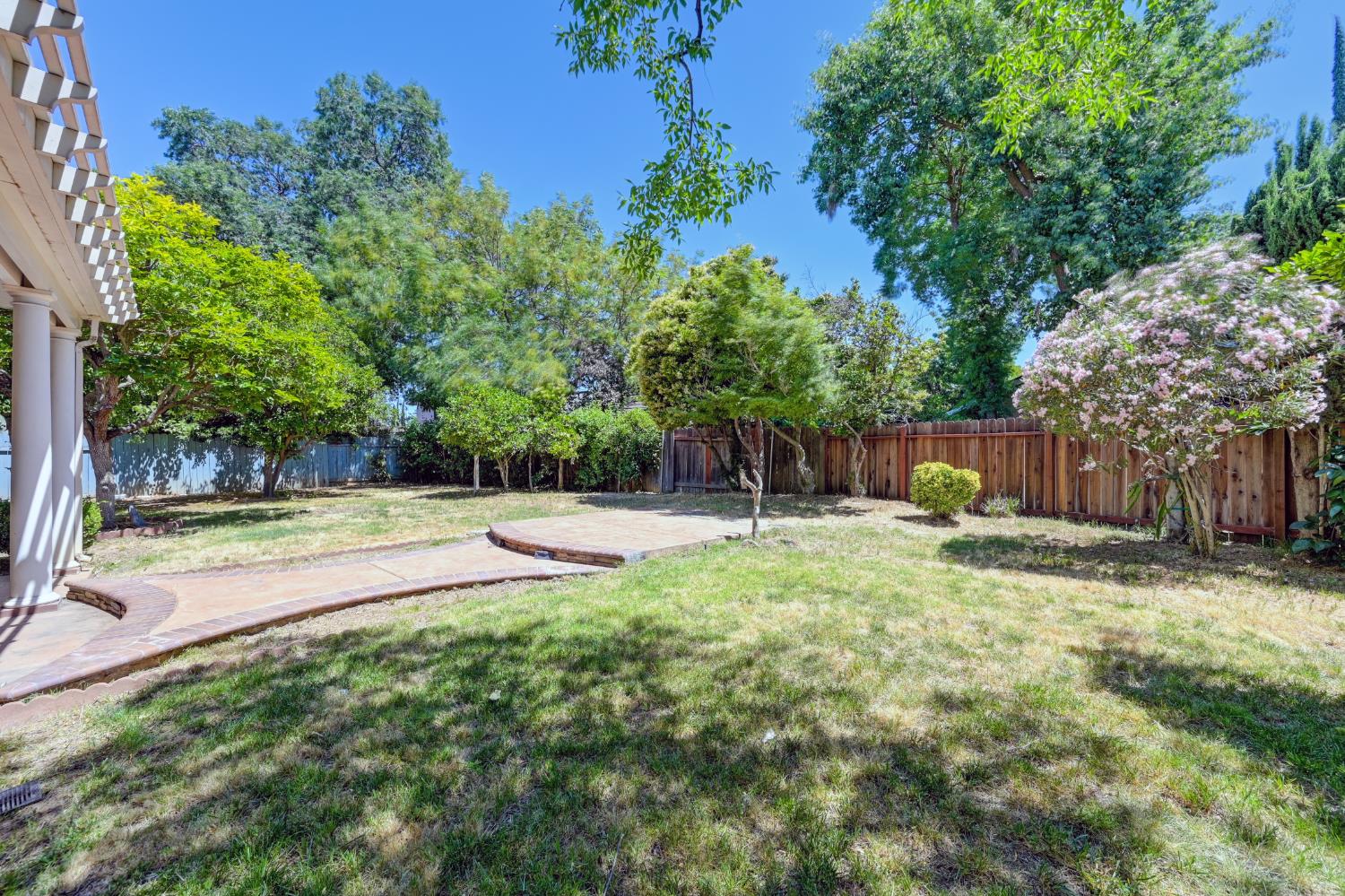 Detail Gallery Image 31 of 34 For 3017 Nikol, Sacramento,  CA 95826 - 4 Beds | 2/1 Baths