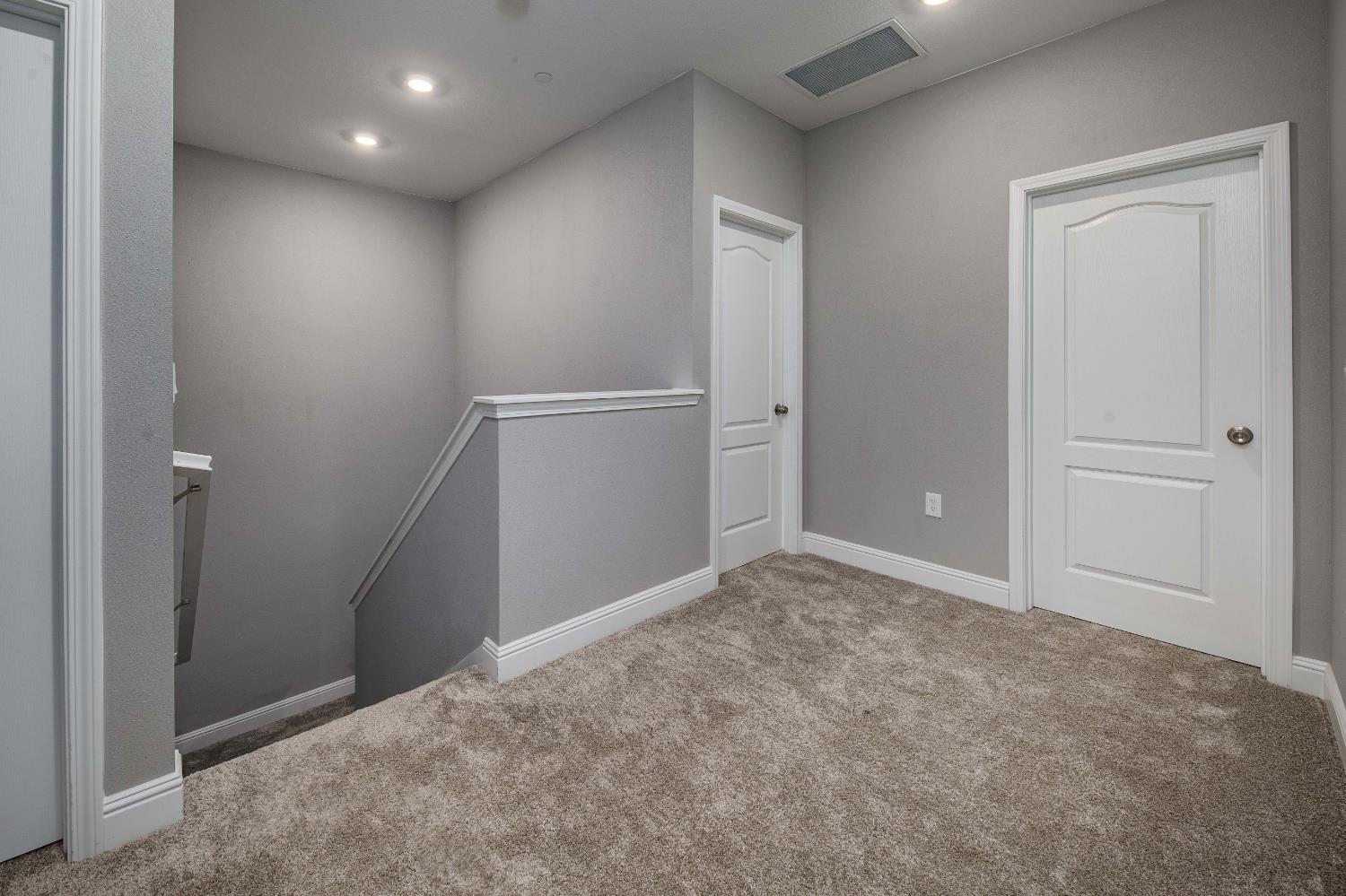 Detail Gallery Image 24 of 54 For 745 W Harding Way, Stockton,  CA 95204 - 5 Beds | 3 Baths