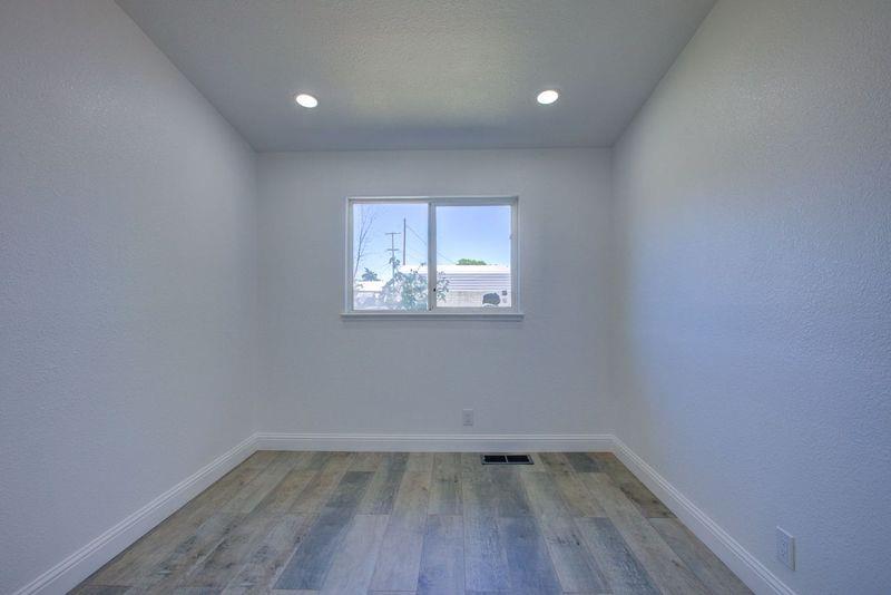 Detail Gallery Image 15 of 32 For 3212 Triplett St, Modesto,  CA 95355 - 3 Beds | 2 Baths