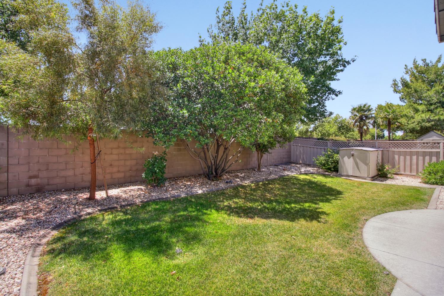Detail Gallery Image 31 of 38 For 649 Blackstone Ct, Roseville,  CA 95747 - 2 Beds | 2 Baths