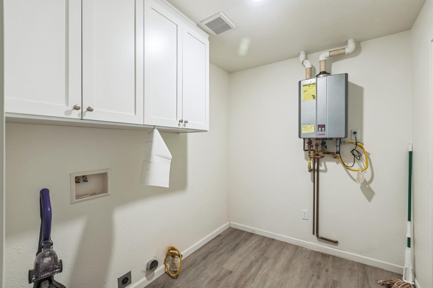 Detail Gallery Image 25 of 30 For 1325 Deodara Way, Paradise,  CA 95969 - 3 Beds | 2/1 Baths