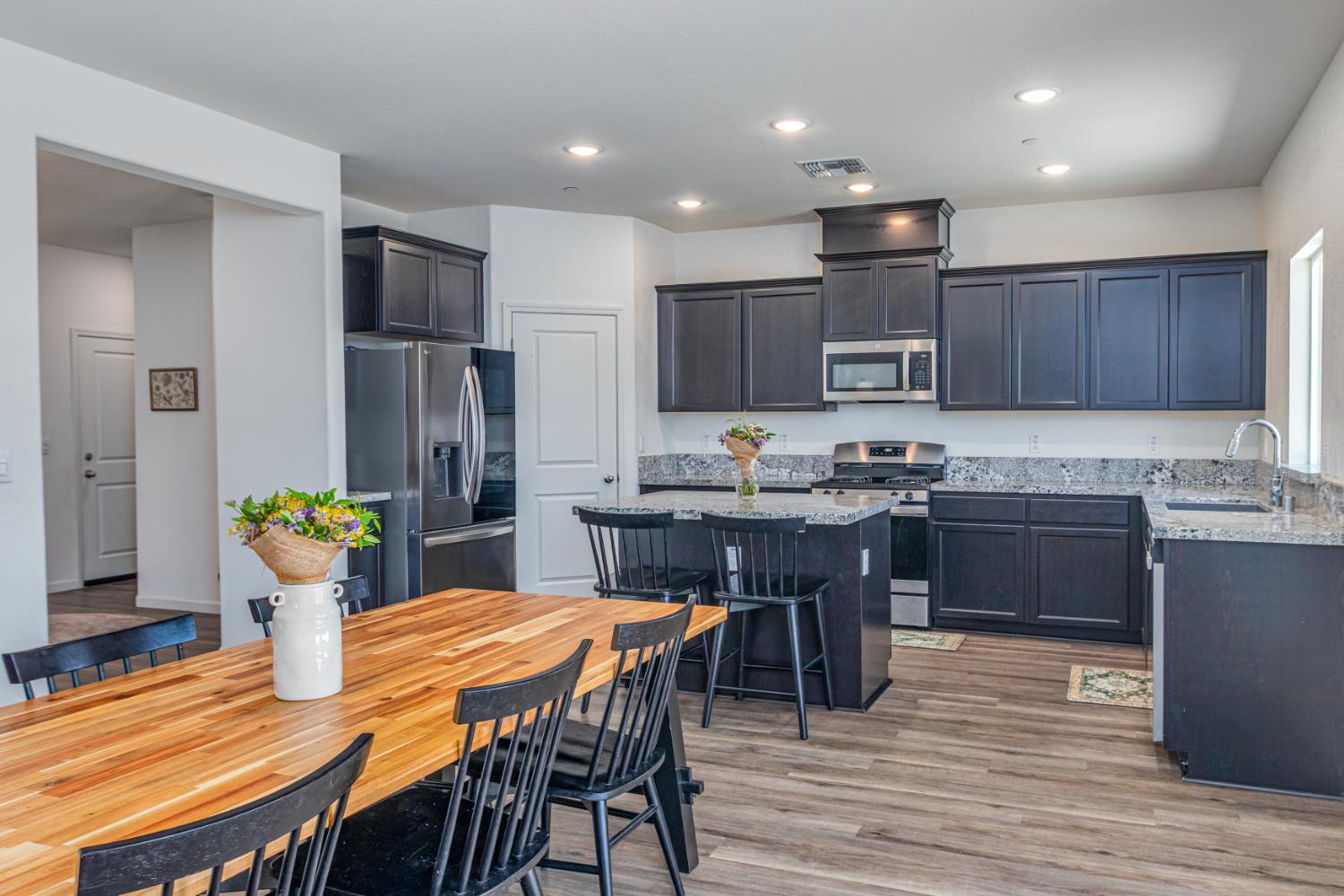 Detail Gallery Image 7 of 40 For 3207 Lilac Ct, Live Oak,  CA 95953 - 3 Beds | 2 Baths