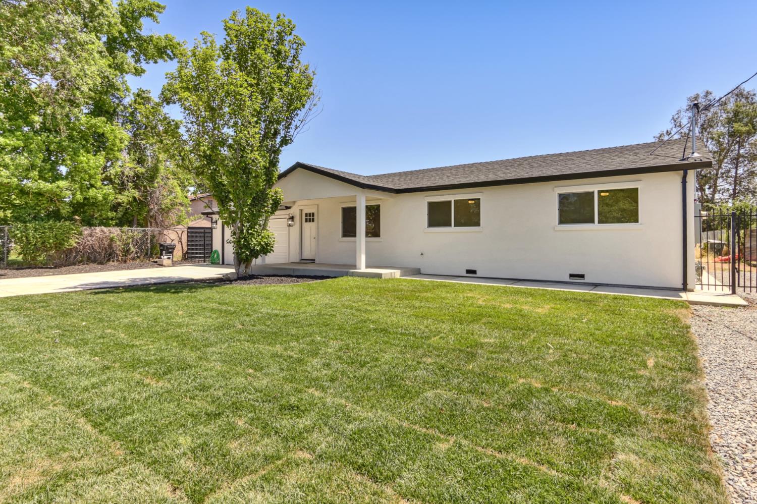 Detail Gallery Image 2 of 37 For 510 U St, Rio Linda,  CA 95673 - 3 Beds | 2 Baths