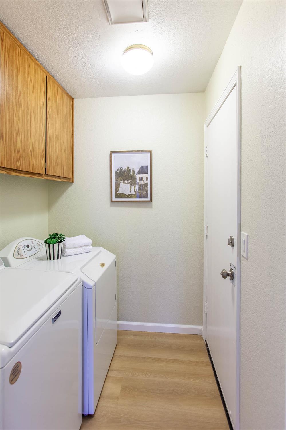 Detail Gallery Image 16 of 28 For 2949 Candido Dr, Sacramento,  CA 95833 - 2 Beds | 2 Baths