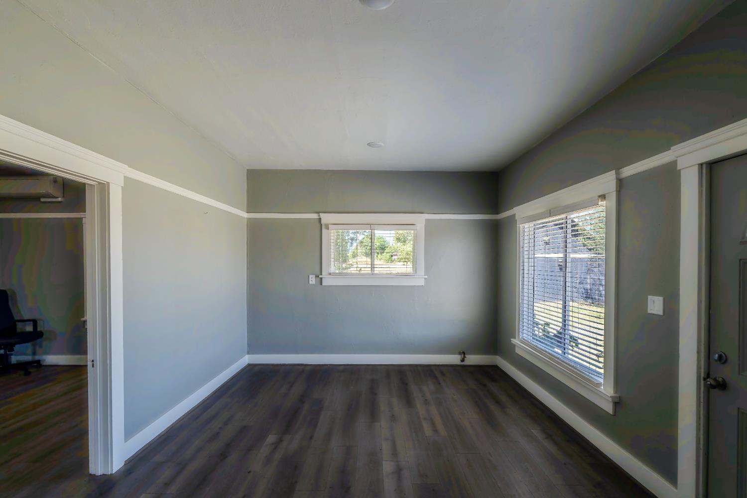 Detail Gallery Image 8 of 33 For 19435 East St, Woodland,  CA 95776 - – Beds | – Baths